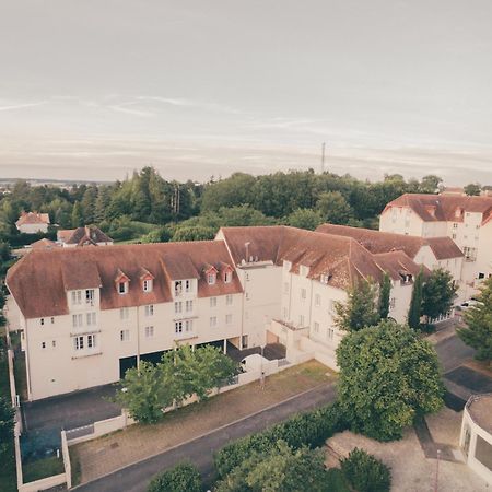 Terres De France - Appart'Hotel La Roche-Posay Exterior photo