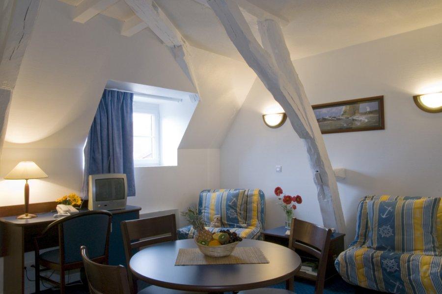 Terres De France - Appart'Hotel La Roche-Posay Room photo