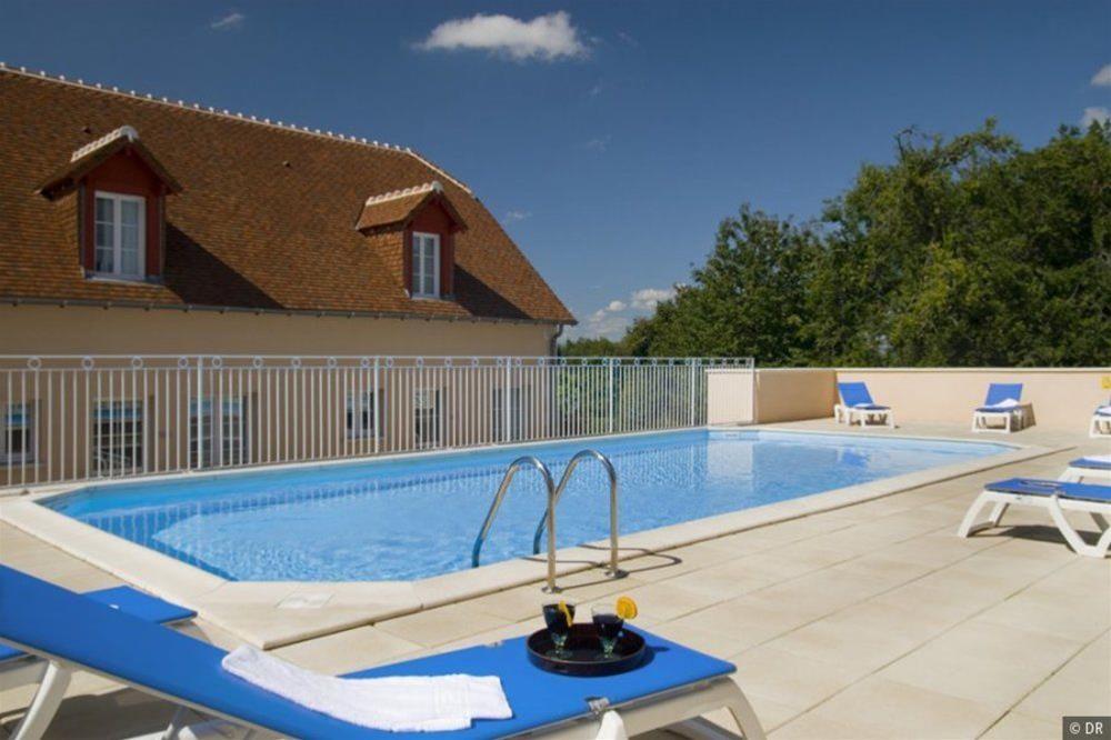 Terres De France - Appart'Hotel La Roche-Posay Exterior photo