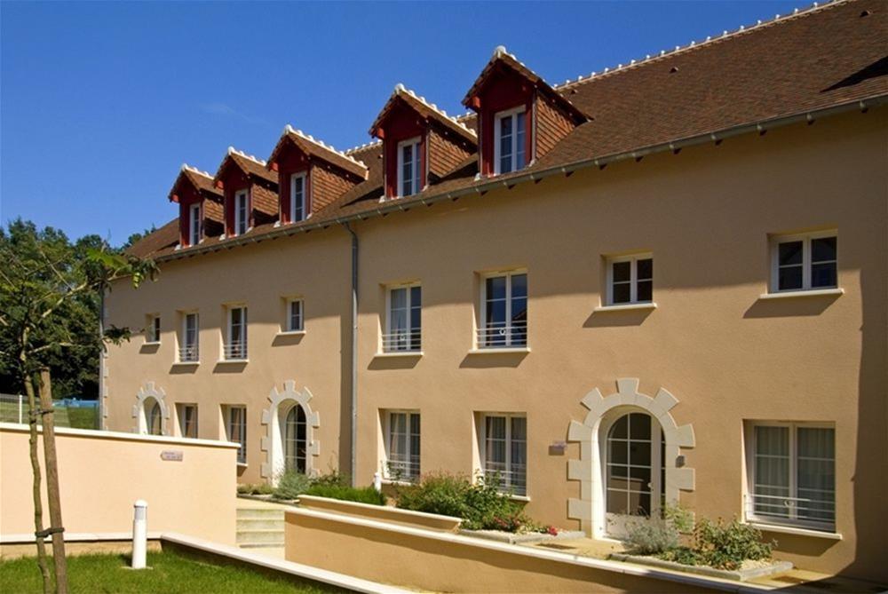 Terres De France - Appart'Hotel La Roche-Posay Exterior photo