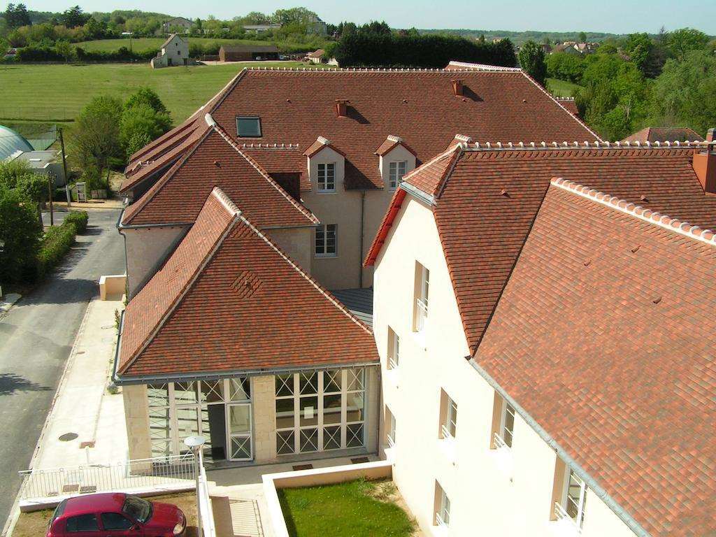 Terres De France - Appart'Hotel La Roche-Posay Exterior photo