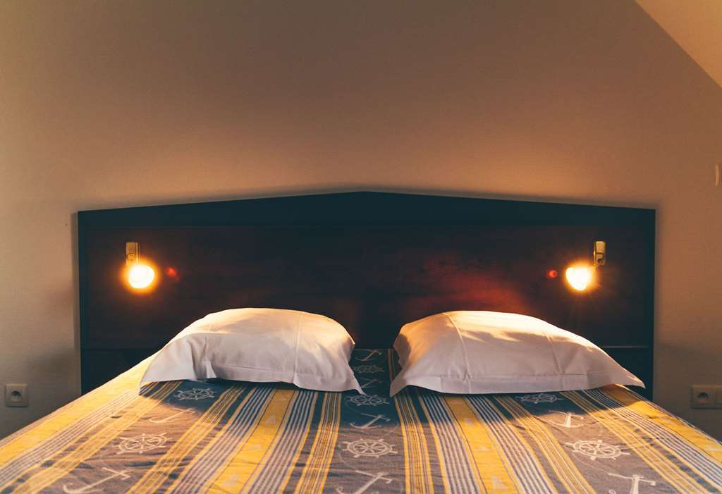 Terres De France - Appart'Hotel La Roche-Posay Room photo